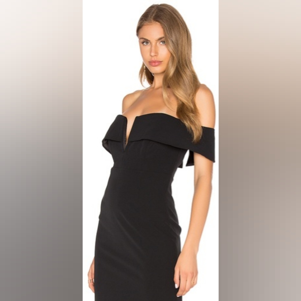 Women's S Le Chateau perfect little black dress